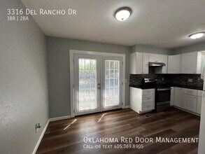 3316 Del Rancho Rd in Del City, OK - Building Photo - Building Photo