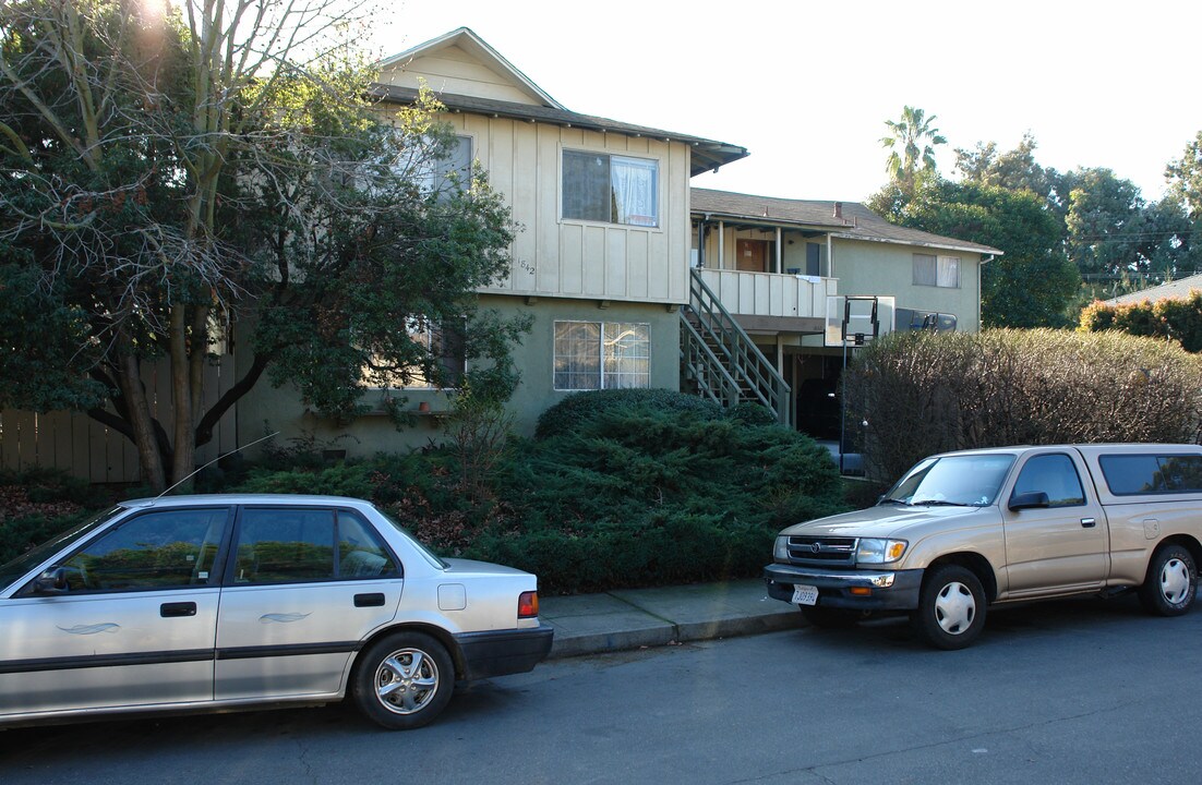 1842 Higdon Ave in Mountain View, CA - Building Photo