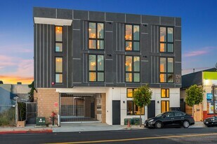 129 National City Blvd in National City, CA - Building Photo