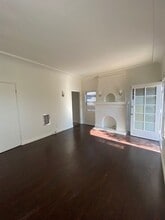 1702-1708 Pacific Ave in Long Beach, CA - Building Photo - Interior Photo