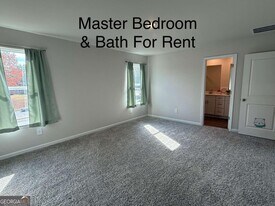 2496 Rocky City Ln in Snellville, GA - Building Photo