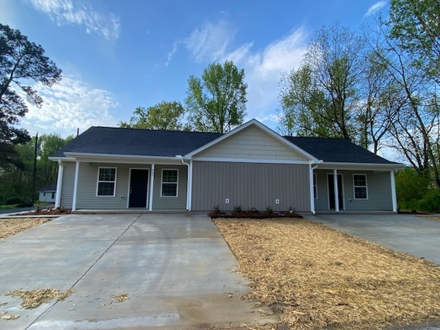 property at 405 W Roswell St