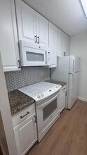 9952 Twin Lakes Dr, Unit 9952 in Coral Springs, FL - Foto de edificio - Building Photo