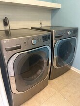 856 Creekway Ct in Brandon, FL - Building Photo - Building Photo