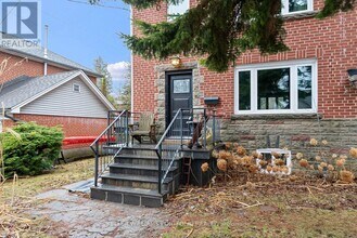 40 Scarboro Crescent in Toronto, ON - Building Photo - Building Photo