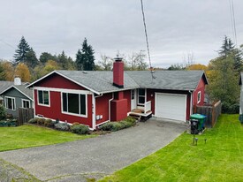 5416 31st Ave SW in Seattle, WA - Building Photo