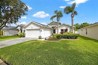 12414 Cedarfield Dr in Riverview, FL - Foto de edificio - Building Photo