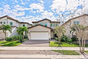 4310 Buttonwood Dr in Delray Beach, FL - Building Photo