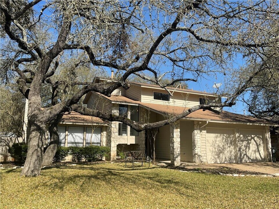 11470 Bristle Oak Trail in Austin, TX - Building Photo