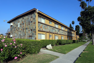 Glen Forest Apartments in Anaheim, CA - Building Photo - Building Photo