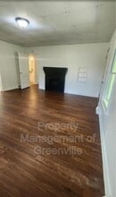 10 Henry St in Greenville, SC - Building Photo - Building Photo