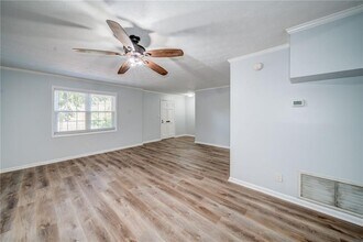 280 Winding River Dr in Atlanta, GA - Building Photo - Building Photo