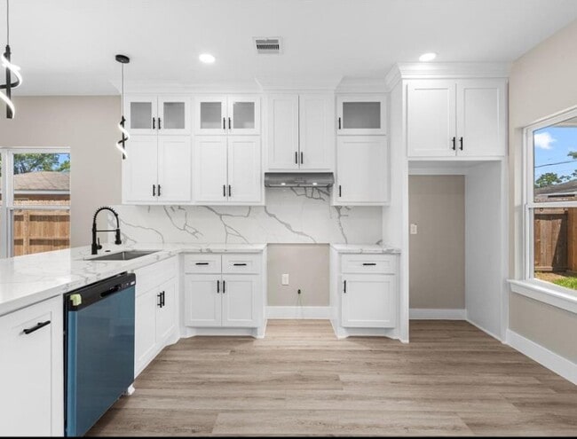 property at 102 Schade Ln