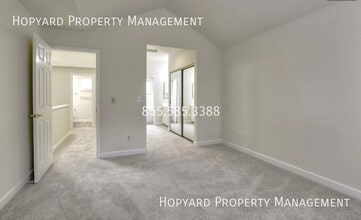 416 St Emilion Ct in Mountain View, CA - Building Photo - Building Photo