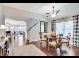 2943 Clear Creek Dr in Rockwall, TX - Foto de edificio - Building Photo