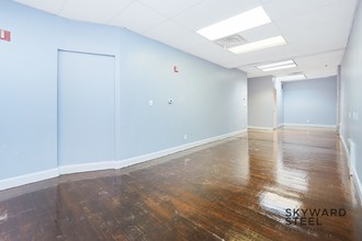 5718 3rd Ave in Brooklyn, NY - Building Photo - Interior Photo