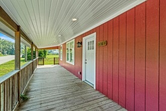 3365 Lakeside Rd in Millersport, OH - Building Photo - Building Photo