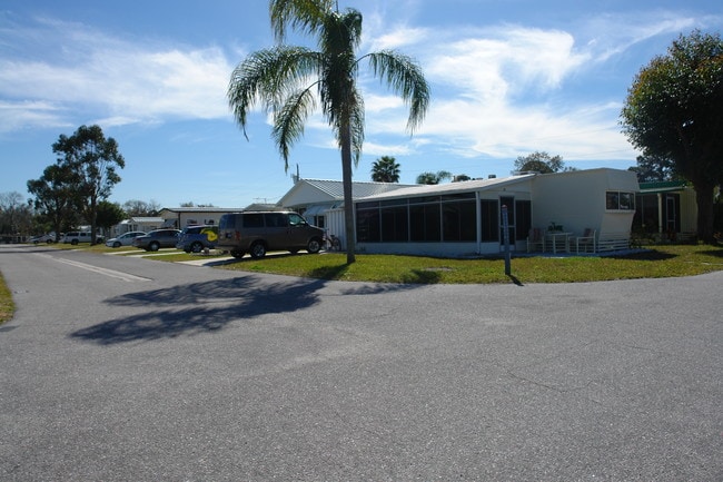 8515 Us-41 in Palmetto, FL - Foto de edificio - Building Photo