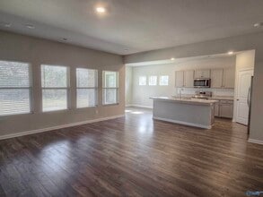 117 Edensmith Dr in New Market, AL - Building Photo - Building Photo