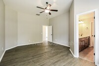 613 Talon Dr photo'