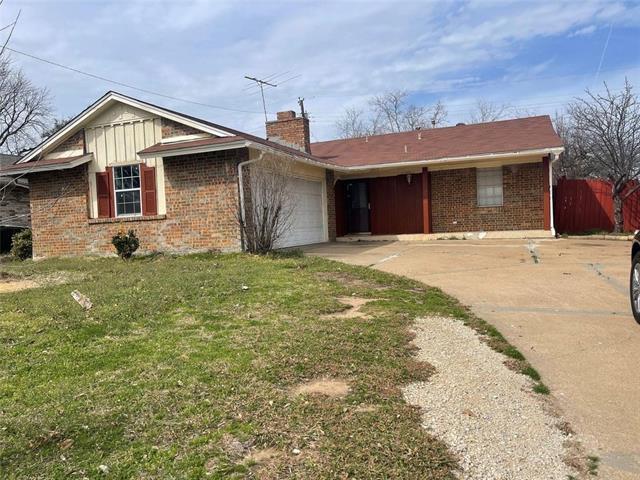 property at 2517 Chevy Chase Dr