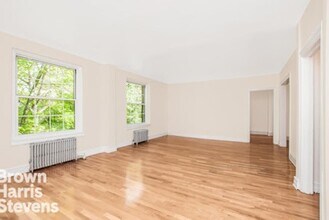 4513 Manhattan College Pkwy in Bronx, NY - Building Photo - Building Photo