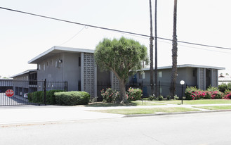 5005 Sierra Vista Ave Apartments