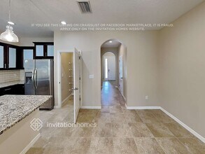 8636 Ice Wine St, Unit 5 in Sarasota, FL - Building Photo - Building Photo