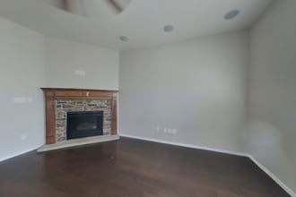 1964 E Osprey Way in Layton, UT - Building Photo - Building Photo
