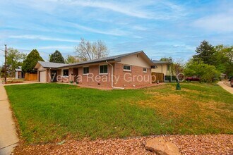 1620 Atwood St in Longmont, CO - Building Photo - Building Photo