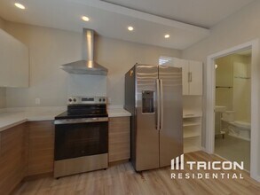 948 Bruce Cir SE in Atlanta, GA - Building Photo - Building Photo