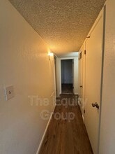1300 W Elowin Ave in Visalia, CA - Building Photo - Building Photo