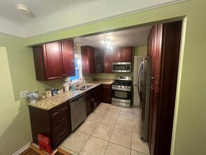 1207 Churchill Rd in Lyndhurst, OH - Building Photo - Building Photo