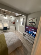 230 N Randolph St in Indianapolis, IN - Building Photo - Building Photo