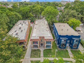 MANORSOUTH in Kansas City, MO - Foto de edificio - Building Photo