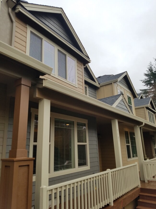 7107 Monroe Ln NE in Lacey, WA - Building Photo - Building Photo