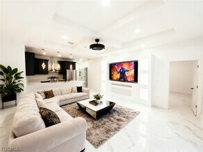 5358 30th St SW in Lehigh Acres, FL - Building Photo - Building Photo