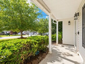 135 Elba Dr in Mooresville, NC - Building Photo - Building Photo