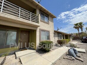 2805 Colibri Courte in Bullhead City, AZ - Building Photo - Building Photo
