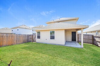 3639 Somers Crest in San Antonio, TX - Building Photo - Building Photo