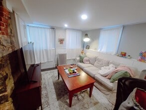 288 Union St in Kingston, ON - Building Photo - Building Photo