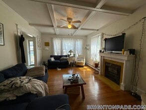 6 Boulevard Terrace in Boston, MA - Foto de edificio - Building Photo