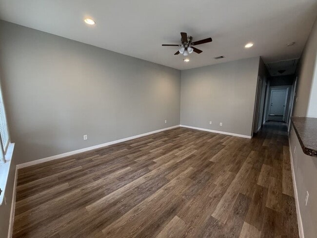 property at 3118 Barberry Dr