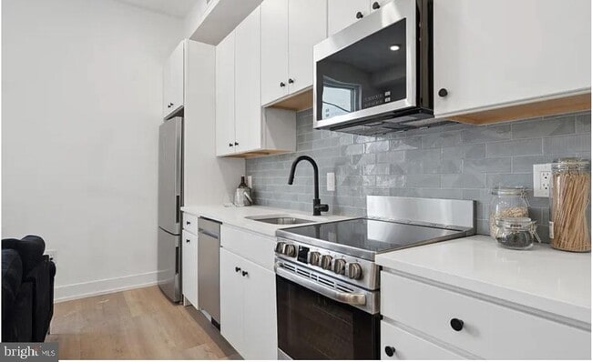 property at 3040 Richmond St