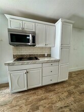 814 1/2 W 21st St in Houston, TX - Building Photo - Building Photo