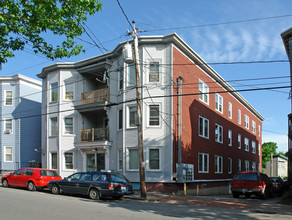 119 Sherman St in Portland, ME - Foto de edificio - Building Photo