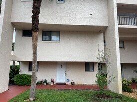 1162 Carmel Cir in Casselberry, FL - Building Photo