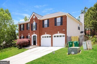 2462 Tolliver Dr in Ellenwood, GA - Building Photo - Building Photo