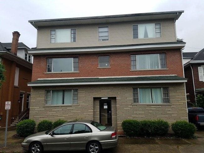 property at 1239 9th St