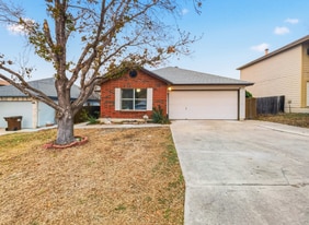 6555 Beech Trail Dr in Converse, TX - Building Photo